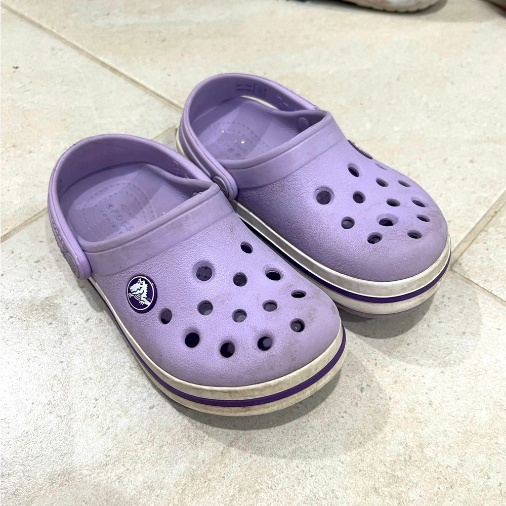 Lavender toddler size 7 Crocs